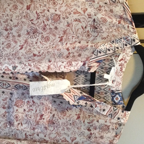 Top - Picture 3 of 5